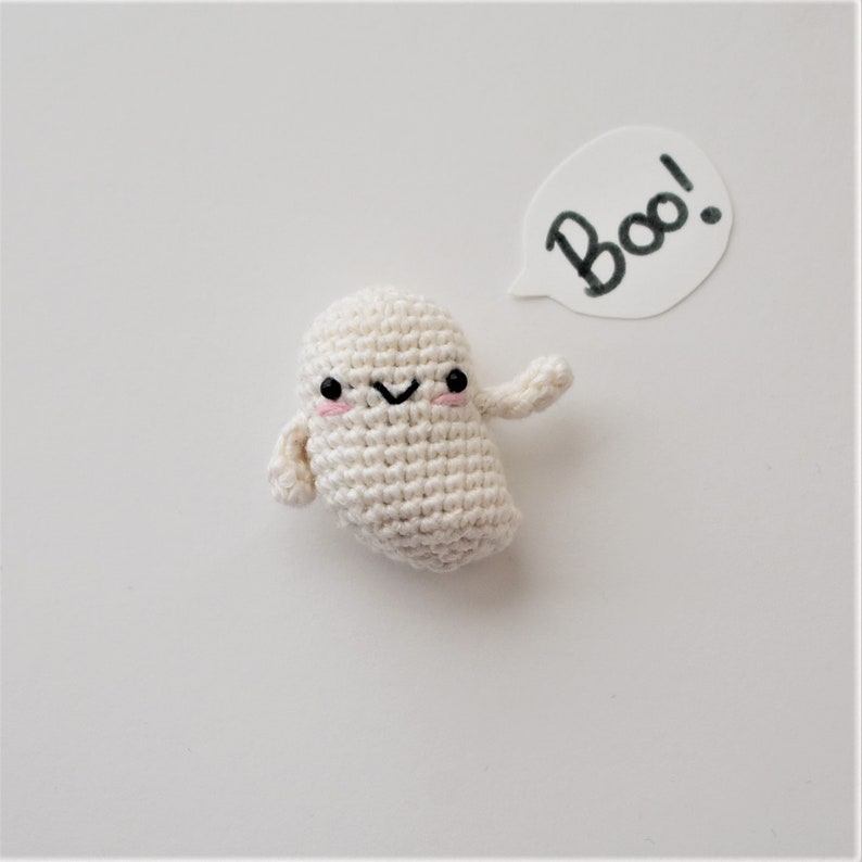 Tiny Ghost Crochet Pattern / Amigurumi / Photo Tutorial Etsy