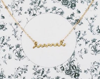 Pendant Necklace - Maman x Ariana Ost - Jewelry Necklace for Women with Custom Personalized Postcard