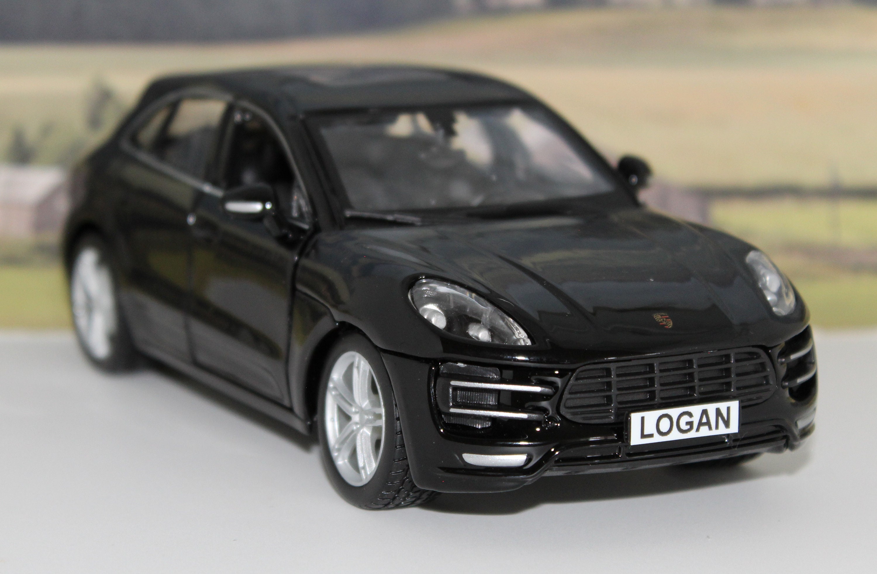 Porsche macan on sale toy model