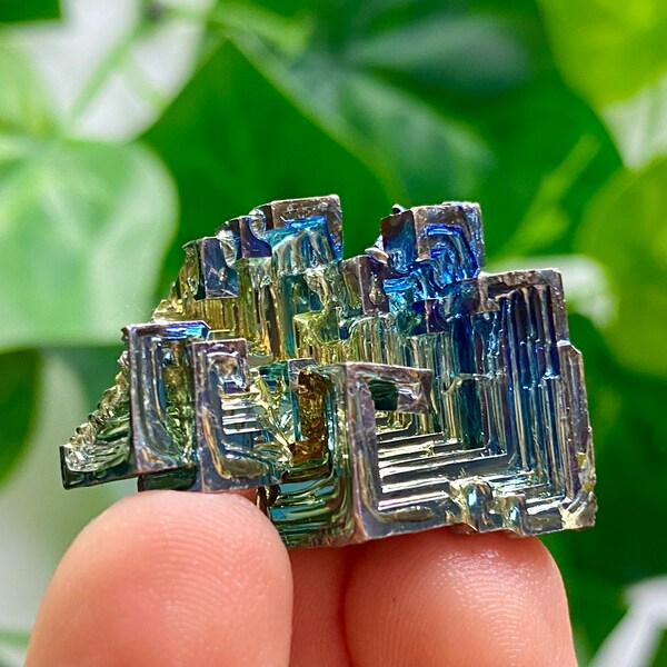 Regenbogen Bismuth Cluster, Bismuth Probe, Bismutkristall, Labor gewachsener Stein, Wohnkultur, bunter Kristall, Stücke Bismuth, Bismut Bunt.,