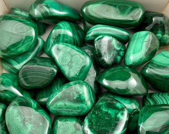One (1) Malachite Medium to Large Tumbled Stones,green Gemstones Tumbled Malachite Extra Quality,Malachite crystal,Green Malachite,Natural