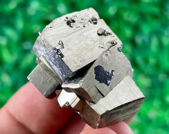 天然石 方解石と黄鉄鉱 方解石 と 黄鉄鉱