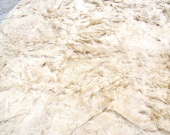 Luxurious Hypoallergenic 100% Peruvian Suri Baby Alpaca Rug Carpet (220x220 cm) Natural Ivory/Champagne, No colorant nor chemicals, Organic