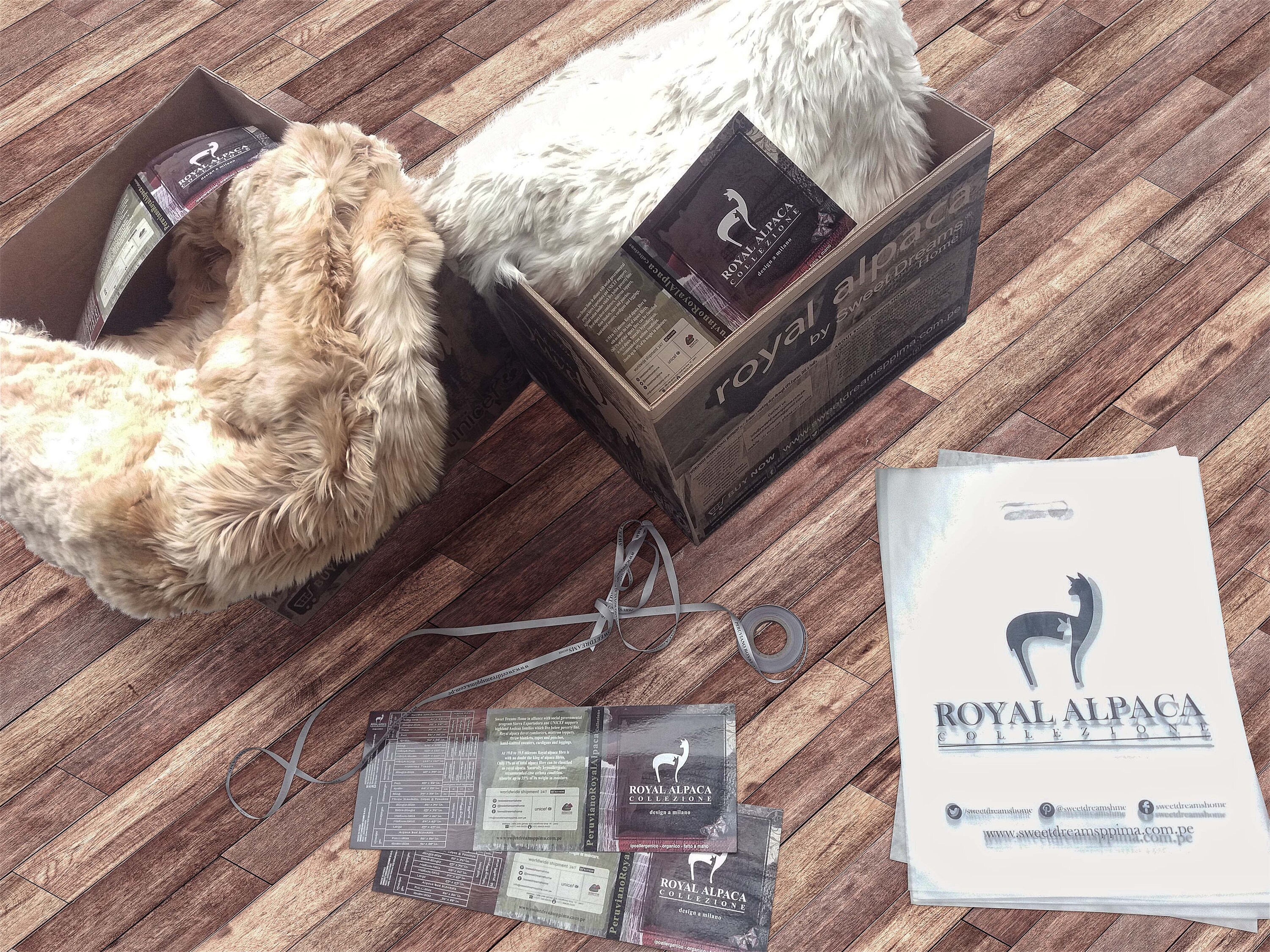 De Luxe Hypoallergenic 100% Peruvian Suri Baby Alpaca Rug, (89'' X 89 ...