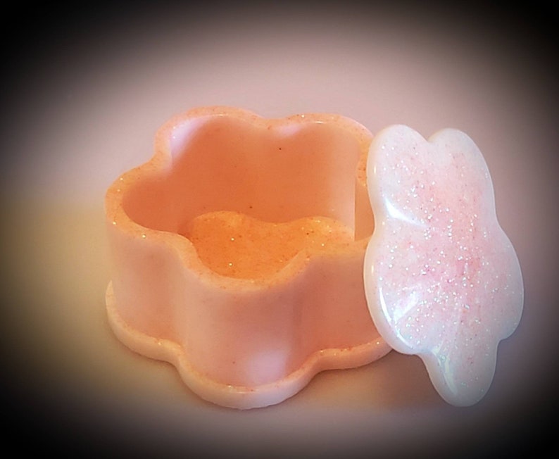 Pretty Glitter Resin Container
