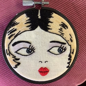 ココフラッパーガール刺繍キット