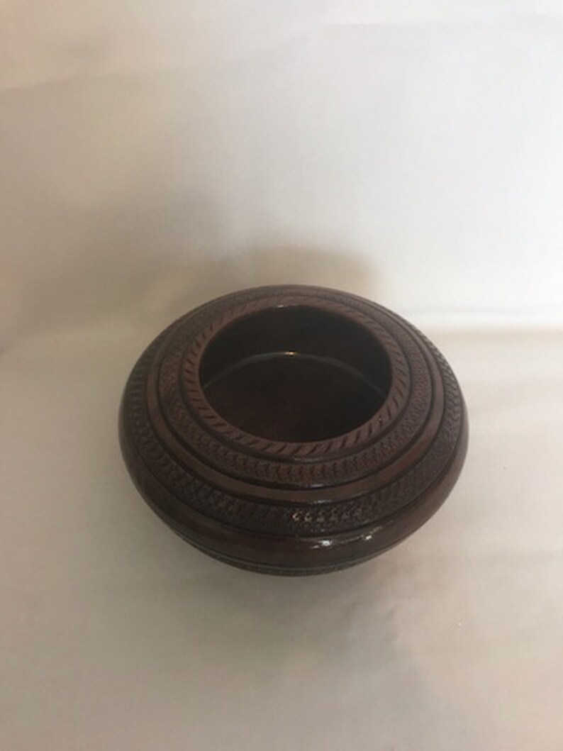Bowl B197