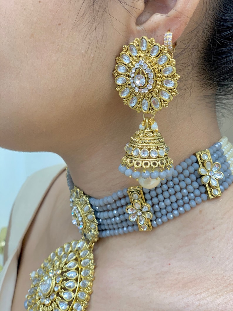 Indian wedding jewelry Kundan gold choker set in different colors with earrings,Pendant style choker set