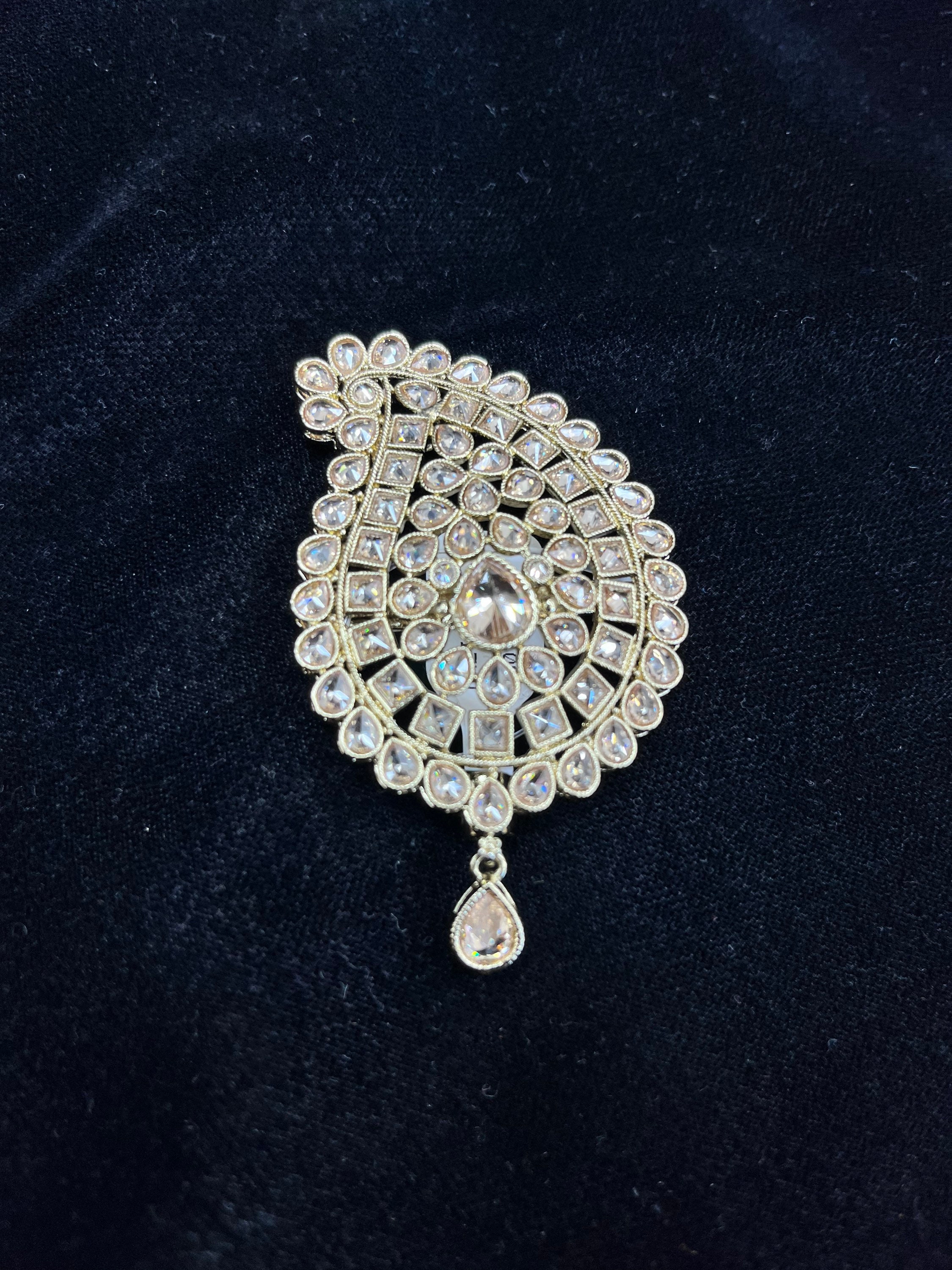 Coat par lagane wala brooch deals