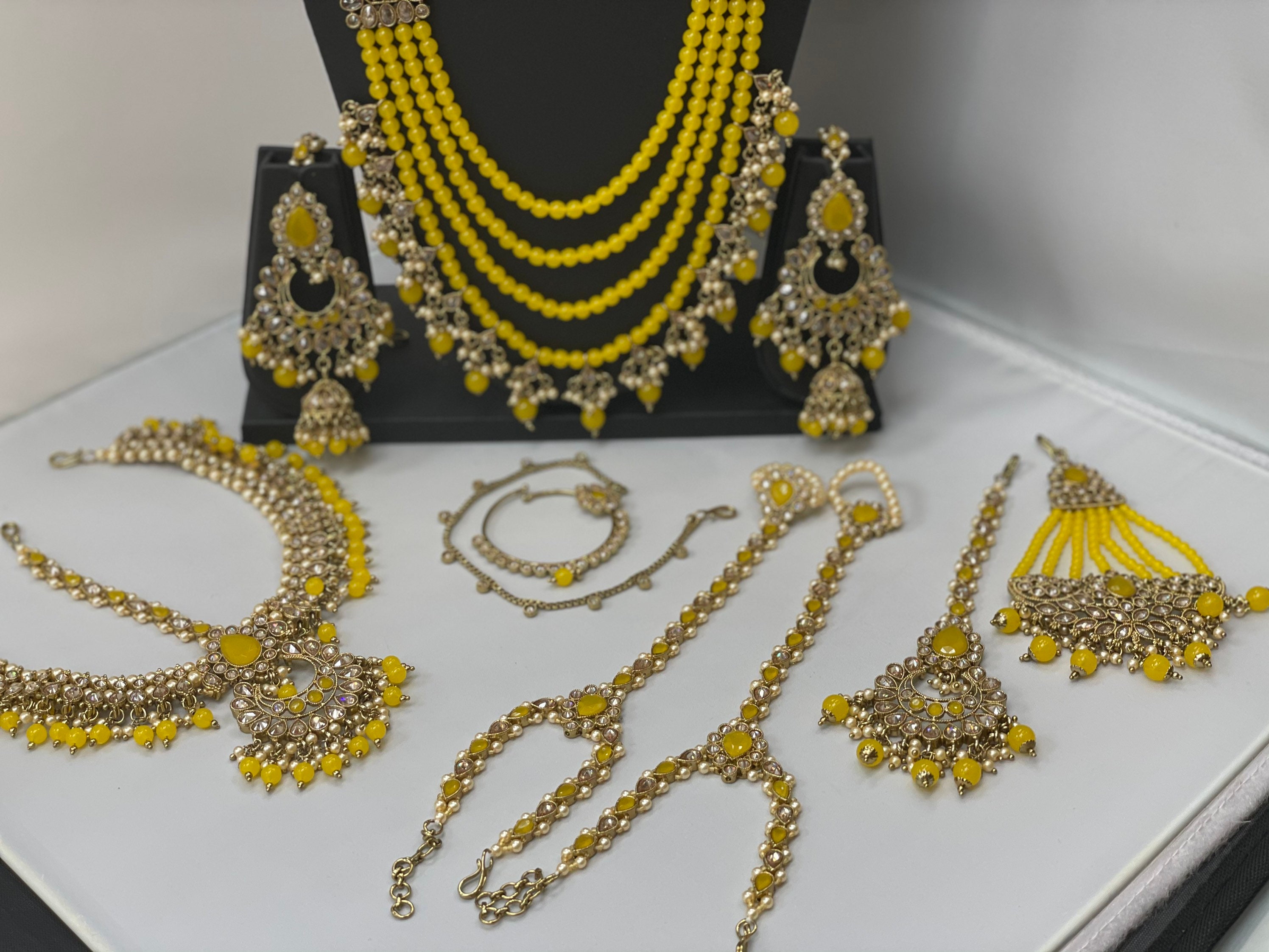 Antique Bridal Maharani Gold Set With Yellow Accents Bridal | Etsy