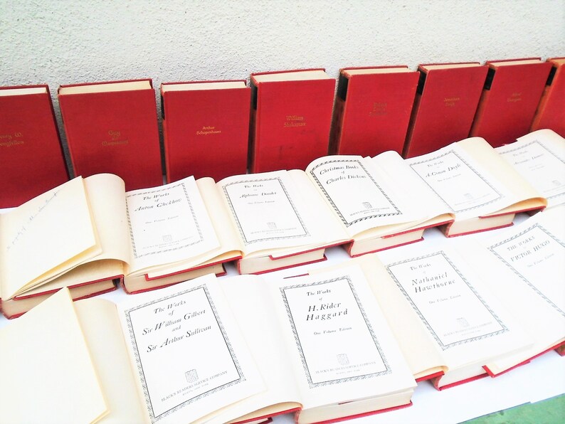 Vintage 1930s Red & Black Hardcover Book Set: Walter Black Editions immagine 9