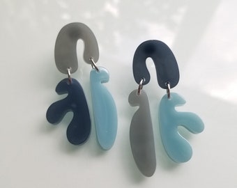 UV resin 3 shades earrings（blue)