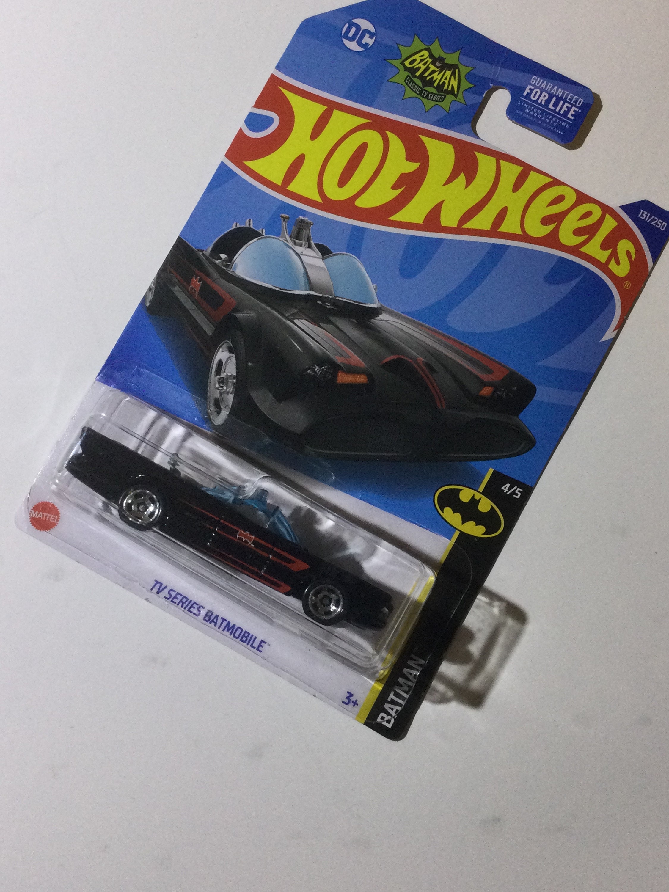 Batman - Mattel Hot Wheels Showdown - TV Series Batmobile