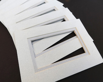 Seven 5x7 Picture Mats, Lt Grey/Lt Grey, Regular Core