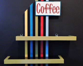 Kaffeebecher-Regal im Googie-Stil