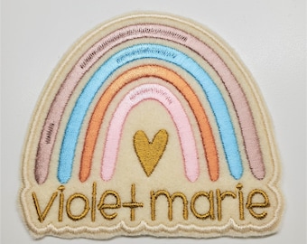 Gepersonaliseerde Rainbow Patch - Boho Rainbow Patch - Rainbow Heart Patch - Aangepaste naam regenboog patch - Rainbow Gifts - Iron on Patch -
