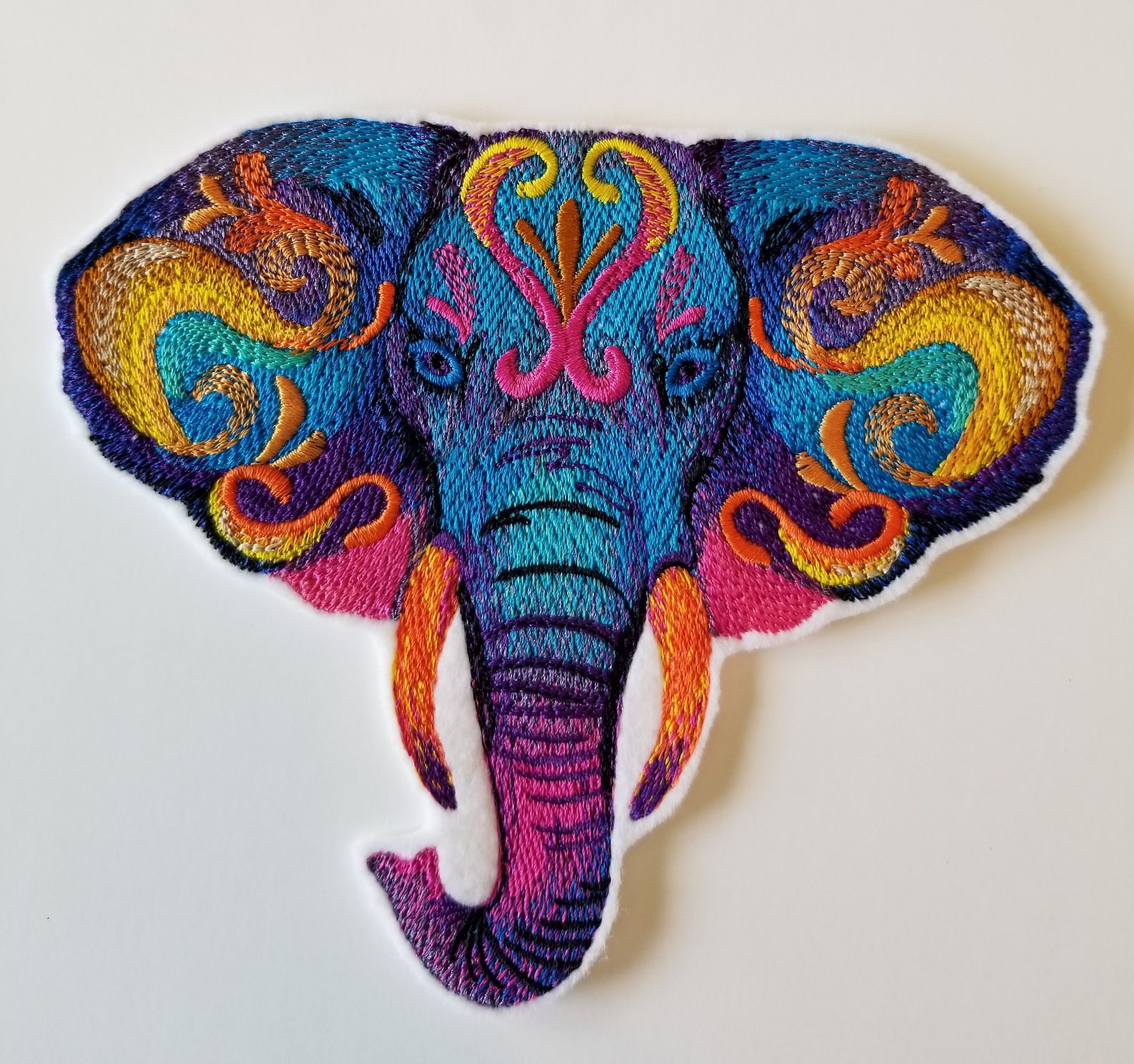 Patch Ricamato Elefante Da Stirare O Cucire, Ricamo Per Abiti E Borse, Nuovo - Foto 4