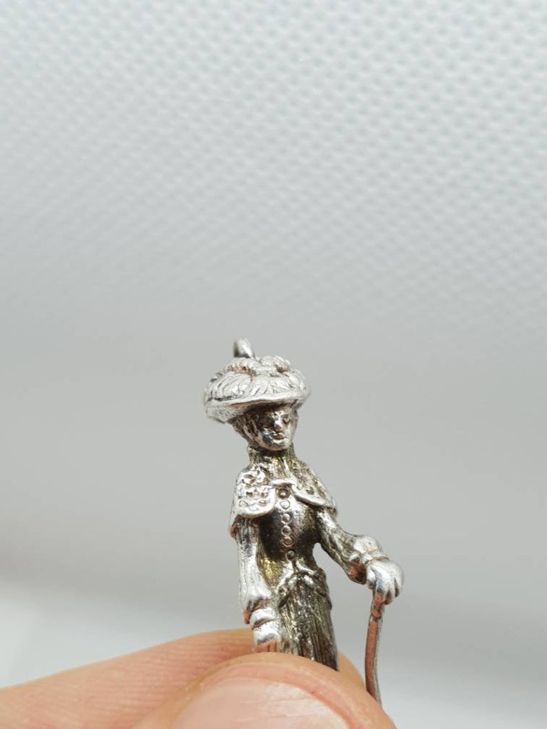 Vintage silver heavy Edwardian victorian lady mary poppins charm figure with umbrella bracelet necklace pendant retro musical film