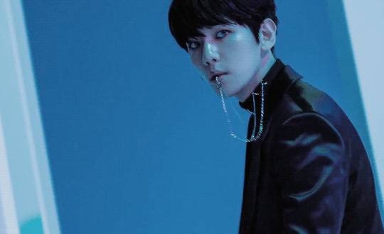 Exo Baekhyun Lip Chain Exo Monster Kpop Accessory Lip Etsy