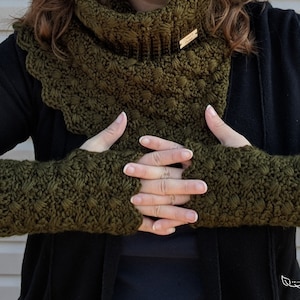 Crochet Glove Pattern, Crochet Pattern Gloves, Fingerless Gloves Pattern, Crochet Gloves, PDF Instant Digital Download, Free Pattern