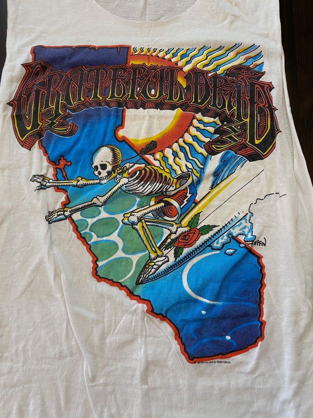 Original Grateful Dead Surfing Skeleton California T-shirt (size L