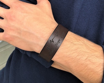 Graviertes Leder Herrenarmband, personalisierte Manschette mit versteckter Botschaft