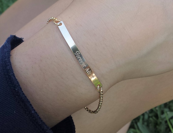 Silver Finished FOREVER FRIENDS Message Engraved Brass Plated Bangle Fashion Jewelry Bracelet For Women Gold Cotton Filled Gift Box for Free