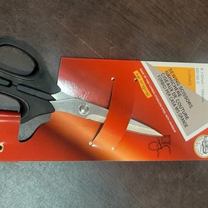 Nożyczki Kai Curved Scissor N5165C Nożyczki do szycia