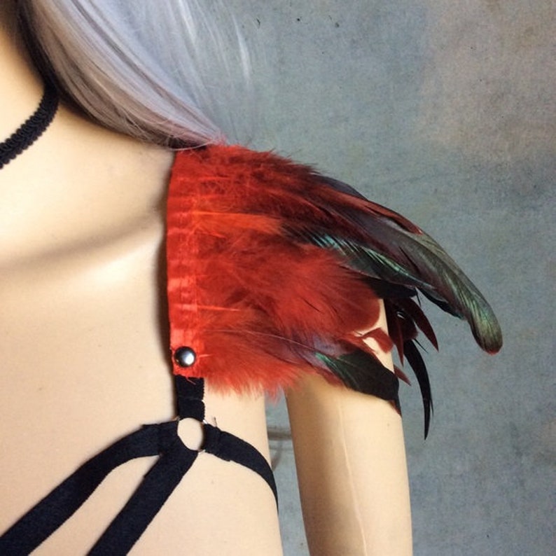necklace choker NEW 3PC FIRE RED Feather bra harness cage cover up /& hair clip in set boho chic warrior festival gogo costume Edc rave