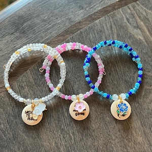Dooparmband | JW 2024-conventie of vergadering | Bedelarmband schaap of bloem | Cadeau-ideeën van JW | cadeaus voor zussen | Gepersonaliseerde geschenken