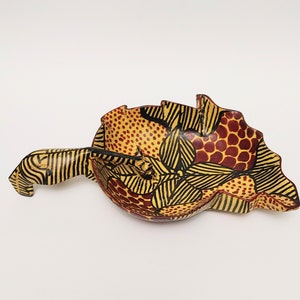 Giraffe African  9 Inch Animal Drinking Fruit Bowls/Fruit Bowls/Kenya
