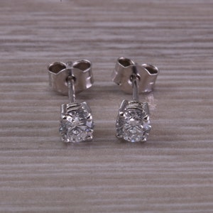Simple Everyday Diamond Solitaire Stud Earrings in 18ct White Gold