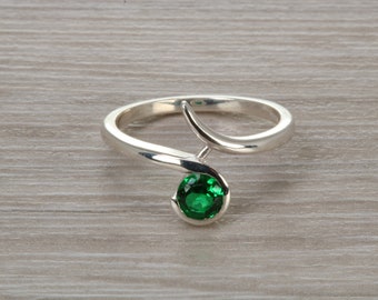 Sterling Silver Emerald C Z set Ring