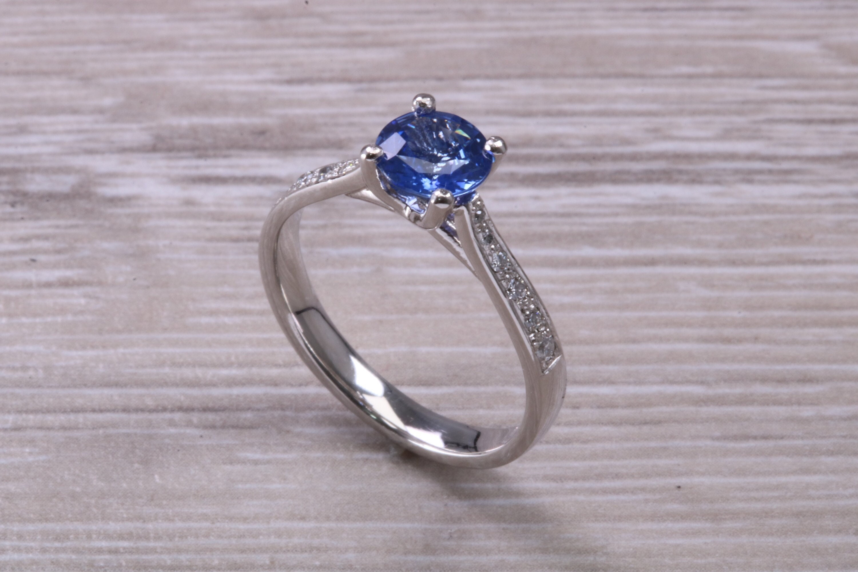 One carat deals sapphire ring