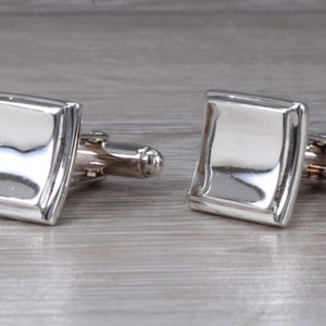 Gentlemen&#39;s Silver Cuff Links