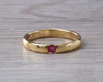 Spanset Natural Ruby Gold Band