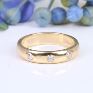 Chunky Trilogy Diamond Set 18ct Yellow Gold Band, Good Weighty and Chunky Feel