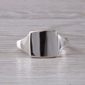 Square Faced Unisex Signet Ring