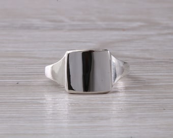 Quadratischer Unisex Signet Ring