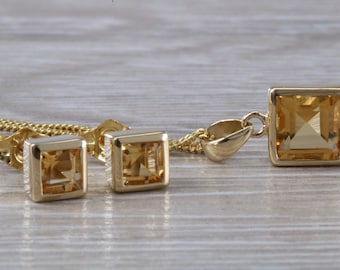 Orecchini con citrino taglio quadrato e collana abbinata in oro giallo