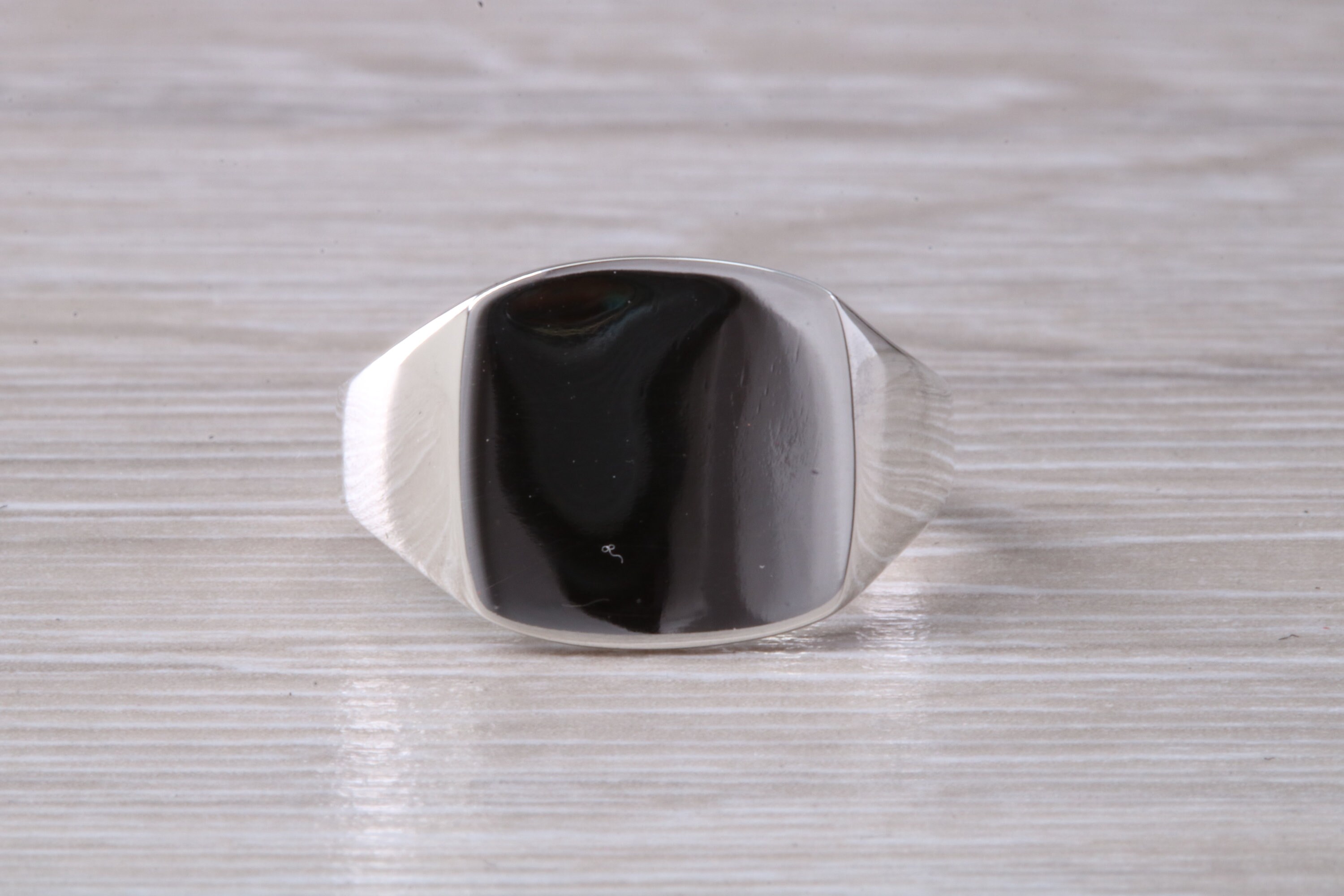 送料関税込【CRAFTD London】Square Signet Ring (2色) 国内発送 Signet Rings