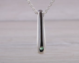 Natural Emerald set Silver Necklace