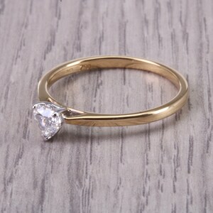 Dainty 0.30ct Heart Shape Diamond Solitaire set in 18ct Yellow Gold, E SI 2 Graded GIA Certified Diamond image 2