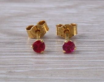Natural Burmese Ruby set 18ct Yellow Gold Earrings