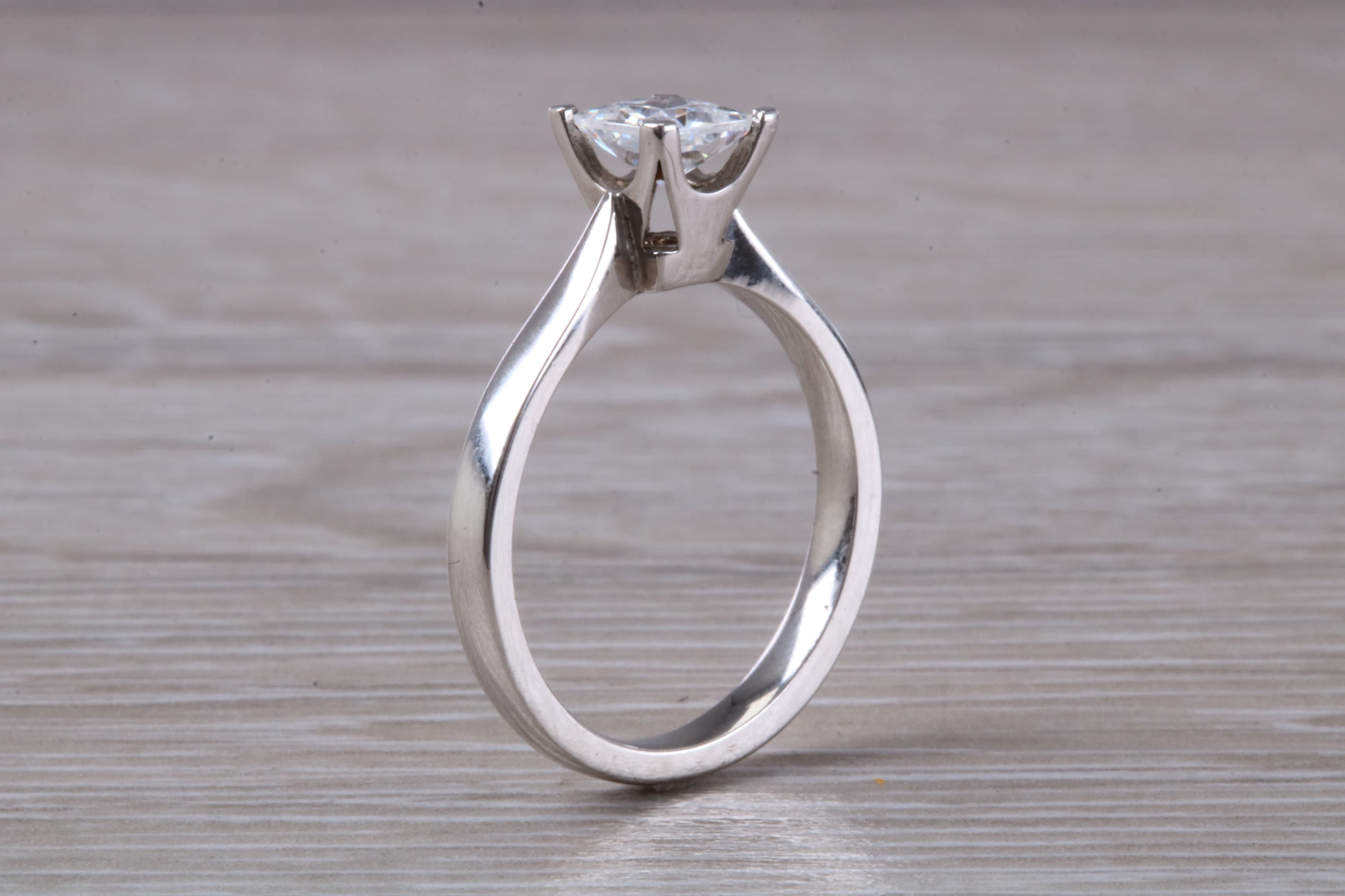 Acquista Anello Di Fidanzamento Céline In Taglio Rotondo 0.35 Carati - Foto 7