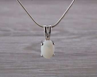 Natural Opal set Silver Necklace