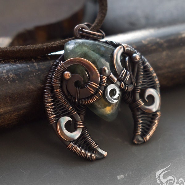 Crescent moon wire wrapped pendant. Copper wire wrapped moon necklace. Labradorite moon necklace. Fantasy wire wrapped moon