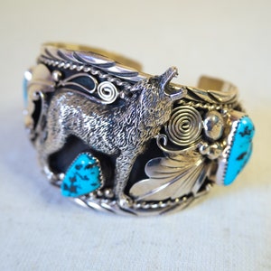 Native American Tommy Yazzie Howling Coyote Turquoise Sterling Silver Bracelet Native American Tommy Yazzie Howling Coyote Turquoise Sterling Silver Bracelet