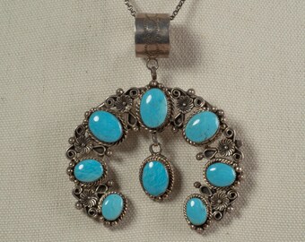 Running Bear Turquoise Naja Pendant Length 2.5", Width 2", Weight 1.3oz, Native American First Nations Southwest Indian Jewelry