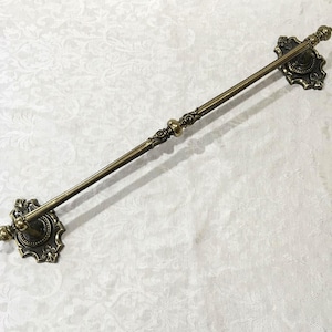 Vintage Amerock Carriage House Bathroom Towel Rod, Elegant Mid Century Bathroom Decor, Vintage Gold Metal Hardware Decor, Vintage Towel Rack
